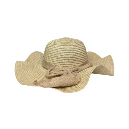 Moteriška skrybėlė